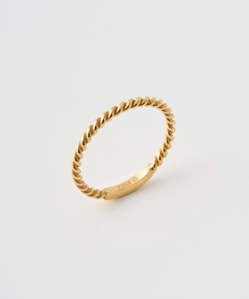 Juha(ユハ)の「RING - TWIST - GOLD(リング・メンズ・ゴールド・7号/9号/11号/13号/15号/17号/19号/5号)」の1枚目の写真