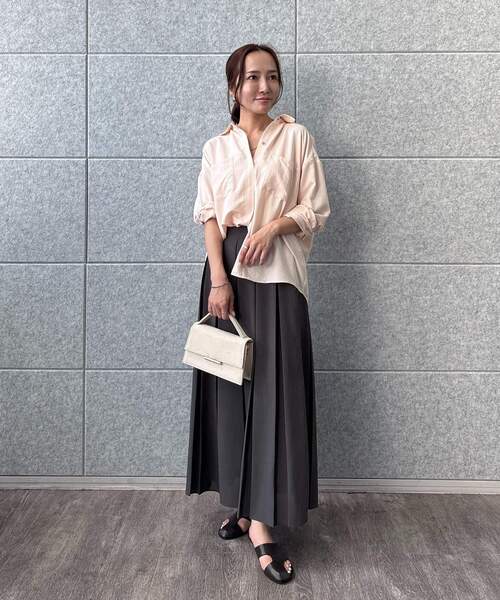 cloenc（クロエンス）の「【手洗い可】ワイドプリーツスカート（スカート・レディース・ダークグレー/ブラック/ブラウン系・01/02）」の12枚目の写真