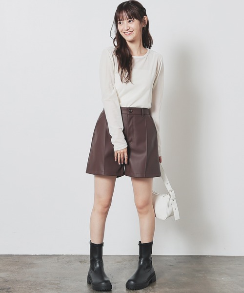 Honeys(ハニーズ)の「合皮ショートパンツ(その他パンツ・レディース・ブラック/ブラウン・L/SS/S/M/LL)」の7枚目の写真