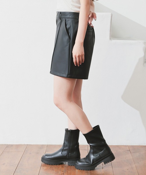 Honeys(ハニーズ)の「合皮ショートパンツ(その他パンツ・レディース・ブラック/ブラウン・L/SS/S/M/LL)」の21枚目の写真