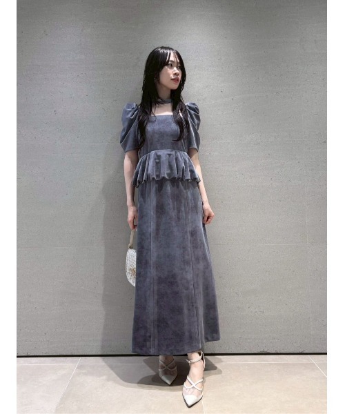 LILY BROWN ドレス ペプラムベロアドレス（ドレス）｜LILY BROWN（リリーブラウン