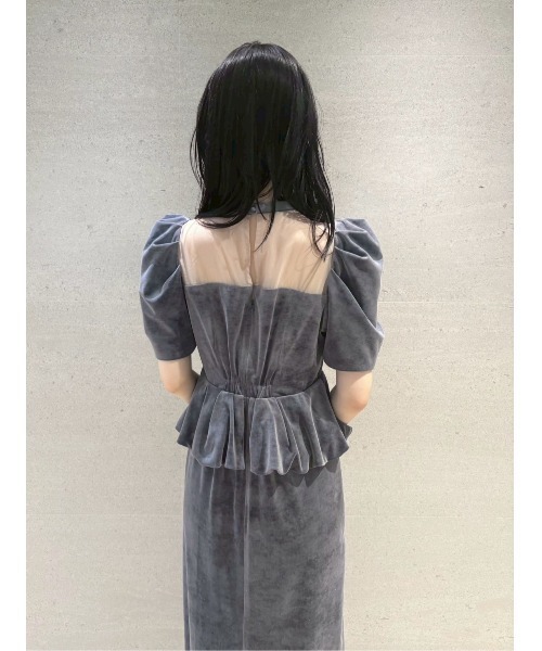 ペプラムベロアドレス（ドレス）｜LILY BROWN（リリーブラウン）の