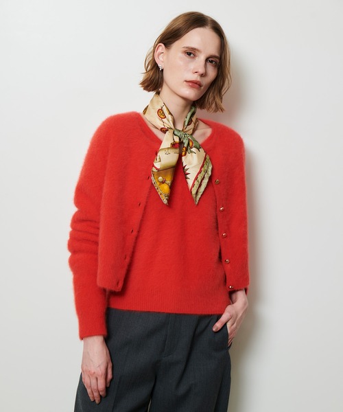 allureville(アルアバイル)の「カシミヤブレンドファー加工カーディガン(カーディガン/ボレロ・レディース・オフホワイト/モカ/オレンジ/グレー系その他・2)」の5枚目の写真