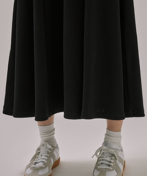 PUBLIC TOKYO(パブリックトウキョウ)の「クリーンリブフレアワンピ(ワンピース・レディース・ホワイト/ブラック・1/2)」の18枚目の写真