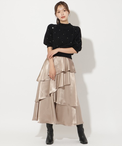 AND COUTURE(アンドクチュール)の「サテンアシメフリルティアードスカート(スカート・レディース・チャコールグレー/ネイビー/ベージュ・FREE)」の10枚目の写真