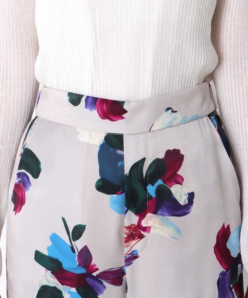 Jines（ジネス）の「ペイントフラワープリントパンツ（その他パンツ・レディース・ネイビー/グレー/ライトベージュ・38）」の20枚目の写真