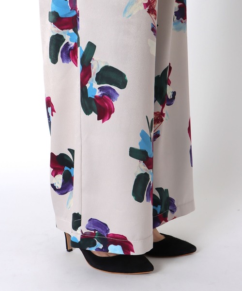 Jines（ジネス）の「ペイントフラワープリントパンツ（その他パンツ・レディース・ネイビー/グレー/ライトベージュ・38）」の22枚目の写真