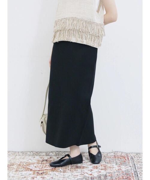 Samansa Mos2 blue（サマンサモスモスブルー）の「ニットストレートスカート（スカート・レディース・ブラック/ライトベージュ/マスタード・F）」の5枚目の写真