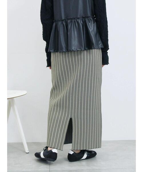 Samansa Mos2 blue（サマンサモスモスブルー）の「ニットストレートスカート（スカート・レディース・ブラック/ライトベージュ/マスタード・F）」の17枚目の写真