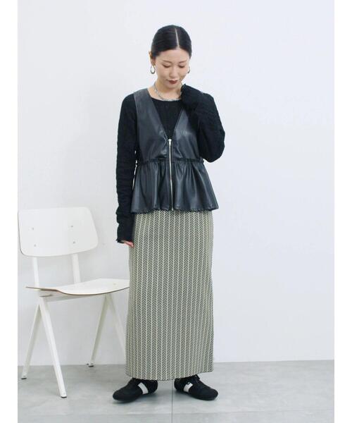 Samansa Mos2 blue（サマンサモスモスブルー）の「ニットストレートスカート（スカート・レディース・ブラック/ライトベージュ/マスタード・F）」の20枚目の写真