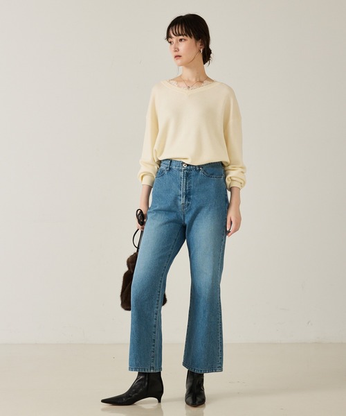 qualite(カリテ)の「【大人のレースニット】Vネックレース付きニット/秋服/冬服/オフィスカジュアル/フリル/ハイゲージニット(ニット/セーター・レディース・ダークネイビー/オフホワイト/チャコールグレー・フリー)」の20枚目の写真