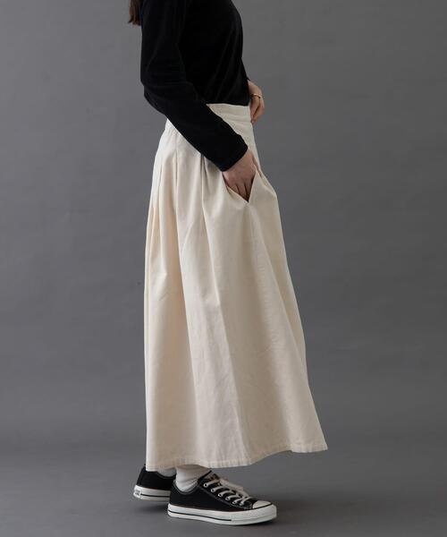 FORK&SPOON（フォークアンドスプーン）の「FORK&SPOON　コーデュロイスカート（スカート・レディース・ブラウン/アイボリー/チャコールグレー・1/2）」の17枚目の写真