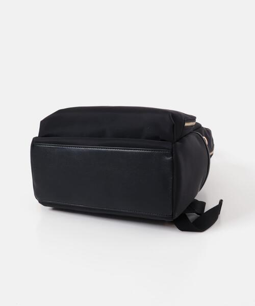 RODE SKO(ロデスコ)の「10ポケット撥水リュック(バックパック/リュック・レディース・ブラック/グレー系その他・ONE)」の7枚目の写真