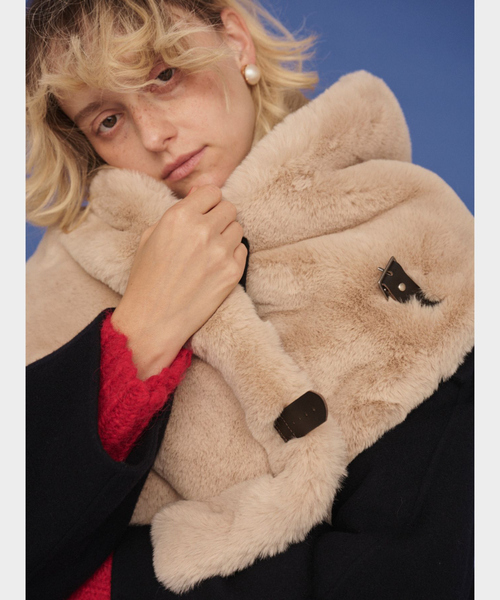 【HELEN MOORE/ヘレンムーア】バックル付フェイクファースカーフ / ストール