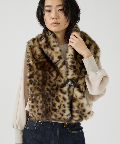 HELEN MOORE（ヘレンムーア）の「【HELEN MOORE/ヘレンムーア】バックル付フェイクファースカーフ / ストール（ストール/ショール・レディース・ベージュ/その他・フリー）」の18枚目の写真