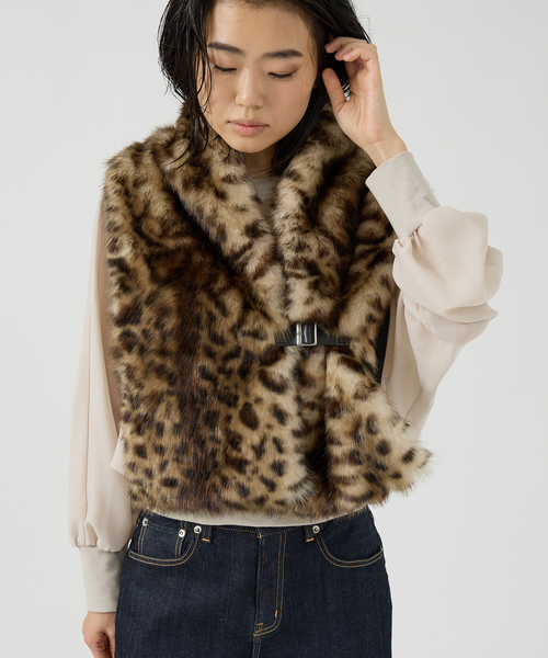 HELEN MOORE（ヘレンムーア）の「【HELEN MOORE/ヘレンムーア】バックル付フェイクファースカーフ / ストール（ストール/ショール・レディース・ベージュ/その他・フリー）」の22枚目の写真