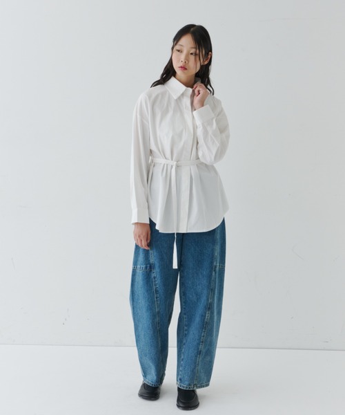 NUJOH（ヌゾ）の「Essential Oversized Shirt / エッセンシャルオーバーサイズシャツ（シャツ/ブラウス・レディース・ブルー/ブラック/ホワイト・FREE）」の18枚目の写真