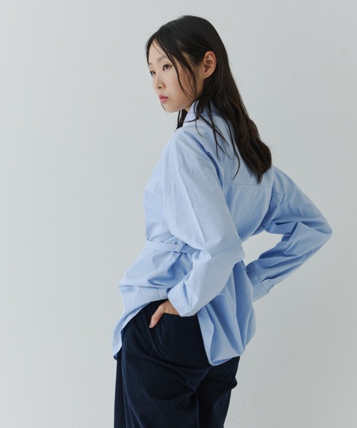 NUJOH（ヌゾ）の「Essential Oversized Shirt / エッセンシャルオーバーサイズシャツ（シャツ/ブラウス・レディース・ブルー/ブラック/ホワイト・FREE）」の12枚目の写真