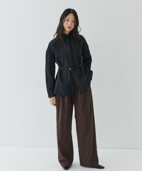 NUJOH（ヌゾ）の「Essential Oversized Shirt / エッセンシャルオーバーサイズシャツ（シャツ/ブラウス・レディース・ブルー/ブラック/ホワイト・FREE）」の16枚目の写真