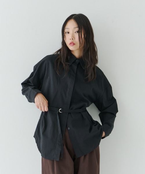 NUJOH（ヌゾ）の「Essential Oversized Shirt / エッセンシャルオーバーサイズシャツ（シャツ/ブラウス・レディース・ブルー/ブラック/ホワイト・FREE）」の14枚目の写真