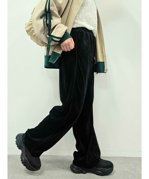 SM2（エスエムツー）の「ラビットベロアイージーパンツ（その他パンツ・レディース・ブラック/グレー/ブラウン/ダークオレンジ・F）」の2枚目の写真