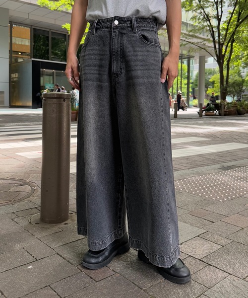 UNDERSTATEMENTs（アンダーステイトメント）の「【ユニセックス】ヴィンテージブラストワイドデニムパンツ（デニムパンツ・メンズ・ブルー/ブラック・SMALL/LARGE/MEDIUM）」の3枚目の写真