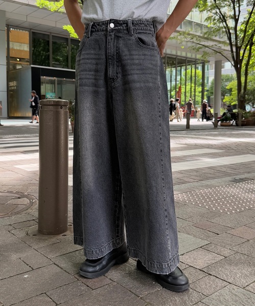 UNDERSTATEMENTs（アンダーステイトメント）の「【ユニセックス】ヴィンテージブラストワイドデニムパンツ（デニムパンツ・メンズ・ブルー/ブラック・SMALL/LARGE/MEDIUM）」の5枚目の写真