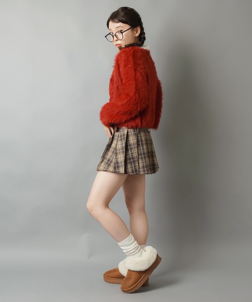 SPINNS(スピンズ)の「甘すぎないが正解◎トラッド映えチェックミニスカ(スカート・レディース・ブラウン/グレー・ONESIZE)」の10枚目の写真