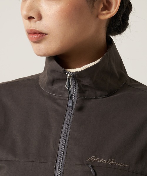 Eddie Bauer(エディーバウアー)の「シンセティック ブリーザブル ジャケット(ブルゾン・レディース・ライトベージュ/ダークカーキ/チャコールグレー・XL/L/S/M)」の13枚目の写真