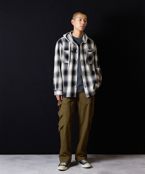 NUMBER (N)INE（ナンバーナイン）の「BRUSHED COTTON OMBRE PLAID FLANNEL HOODIE SHIRT / コットン オンブレー チェック ロゴ刺繍 フード シャツ（シャツ/ブラウス・メンズ・ベージュ/グレー・2/3/4）」の14枚目の写真