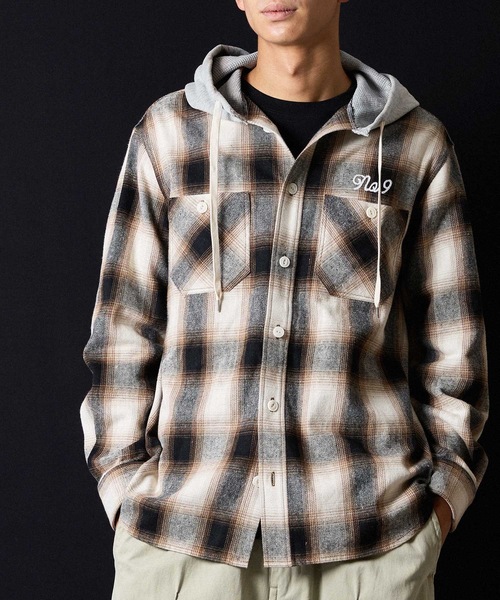 NUMBER (N)INE（ナンバーナイン）の「BRUSHED COTTON OMBRE PLAID FLANNEL HOODIE SHIRT / コットン オンブレー チェック ロゴ刺繍 フード シャツ（シャツ/ブラウス・メンズ・ベージュ/グレー・2/3/4）」の7枚目の写真
