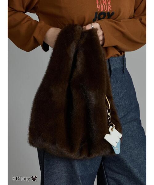 Te chichi（テチチ）の「【Disney】ミッキー/チャーム付きファーバッグ（ハンドバッグ・レディース・ブラウン/オフホワイト・F）」の2枚目の写真