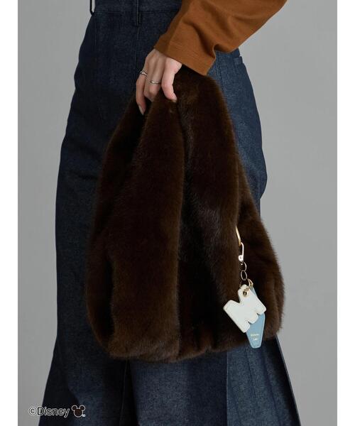 Te chichi（テチチ）の「【Disney】ミッキー/チャーム付きファーバッグ（ハンドバッグ・レディース・ブラウン/オフホワイト・F）」の6枚目の写真