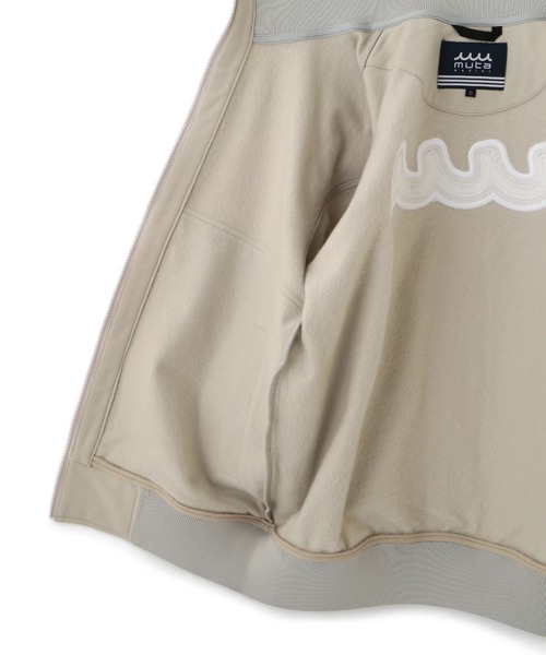 muta marine（ムータ・マリン）の「muta MARINE/ムータ マリン/別注ヒートパフォーマプラス ZIPブルゾン（ブルゾン・メンズ・ブラック/グレー・5/6/7/8）」の18枚目の写真