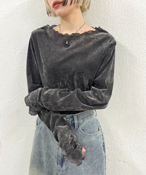 w closet（ダブルクローゼット）の「ベロアメロウトップス（Tシャツ/カットソー・レディース・ブラック/アイボリー/チャコールグレー/ピンク/ブラウン・FREE）」の10枚目の写真