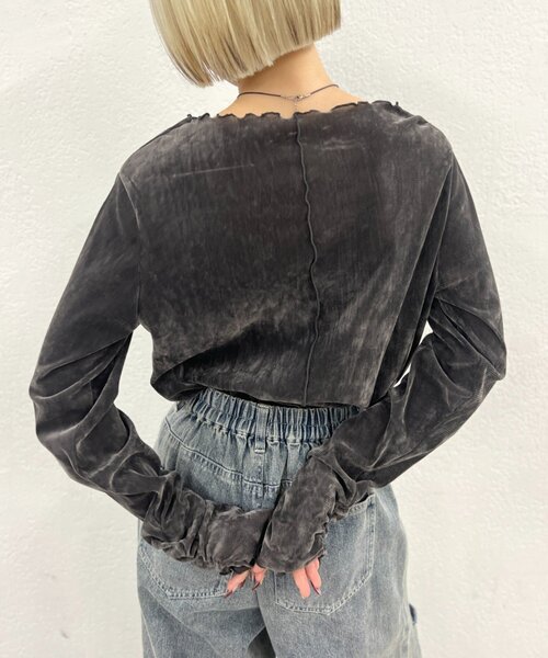 w closet（ダブルクローゼット）の「ベロアメロウトップス（Tシャツ/カットソー・レディース・ブラック/アイボリー/チャコールグレー/ピンク/ブラウン・FREE）」の12枚目の写真