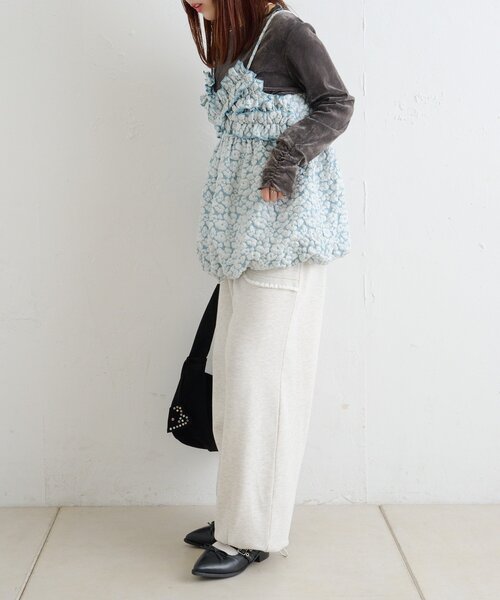 w closet（ダブルクローゼット）の「ベロアメロウトップス（Tシャツ/カットソー・レディース・ブラック/アイボリー/チャコールグレー/ピンク/ブラウン・FREE）」の16枚目の写真