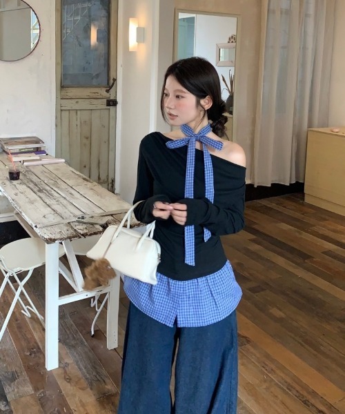 Ritzy（リッツィー）の「ギンガムチェックフェイクレイヤード オフショルダーロンT＋ネクタイ 2点セット（Tシャツ/カットソー・レディース・ブラック・M/L）」の12枚目の写真
