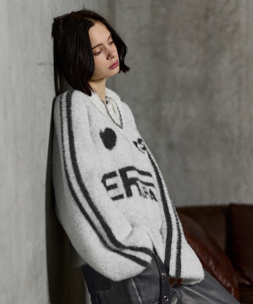 ERAR オーバーサイズショート丈ハートロゴゲームニットポロシャツ ERAR】オーバーサイズショート丈ハートロゴゲームニットポロシャツ