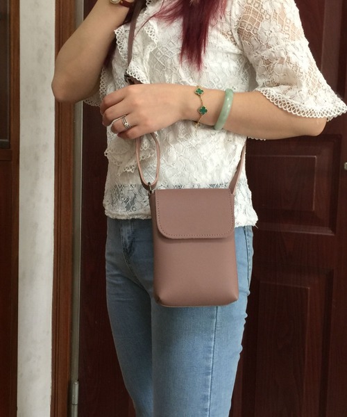 BACKYARD FAMILY（バックヤードファミリー）の「スマホポーチ ショルダーバッグ クラシックタイプ kmini249（ショルダーバッグ・レディース・ブラウン/ダークグレー/カーキ/ブラック・FREE）」の12枚目の写真