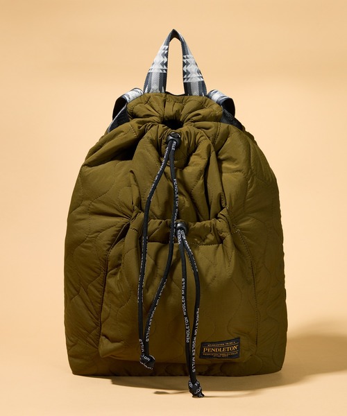 PENDLETON（ペンドルトン）の「【 PENDLETON / ペンドルトン 】キルティングナップサック（バックパック/リュック・レディース・ブラック/オリーブ・FREE）」の2枚目の写真