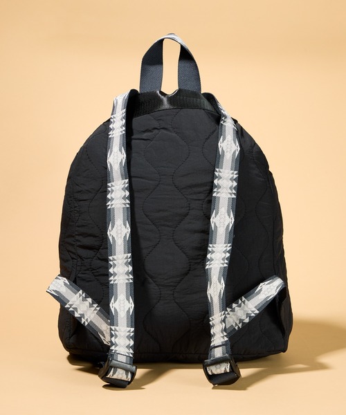 PENDLETON（ペンドルトン）の「【 PENDLETON / ペンドルトン 】キルティングナップサック（バックパック/リュック・レディース・ブラック/オリーブ・FREE）」の4枚目の写真