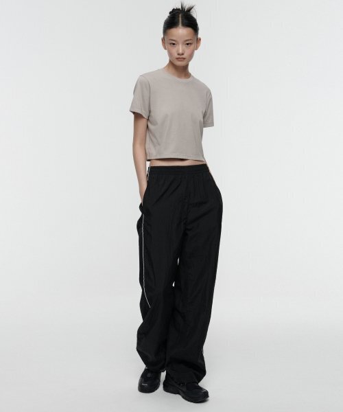 MUSINSA STANDARD WOMAN（ムシンサスタンダードウーマン）の「[クールタンダード] ウィメンズ クルーネック クロップTシャツ [マッシュルーム]（Tシャツ/カットソー・レディース・その他・SMALL/MEDIUM/LARGE/X-SMALL/X-LARGE）」の4枚目の写真