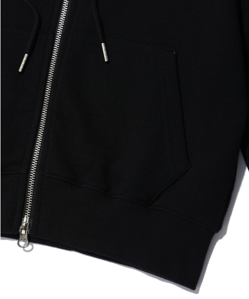 YOUHEE（ユヒ）の「FLOWER CORSAGE HOODIE ZIP-UP BLACK（パーカー・レディース・その他・FREE）」の6枚目の写真