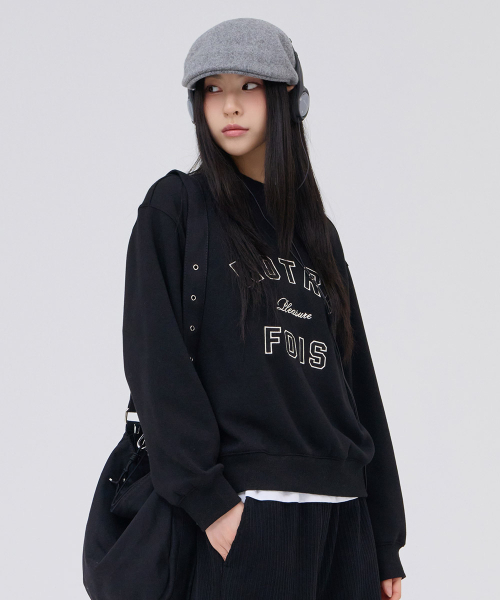 CHASECULT（チェイスカルト）の「女性ミンク裏起毛モックネックスウェット-ブラック（スウェット・レディース・ブラック・85/90）」の4枚目の写真