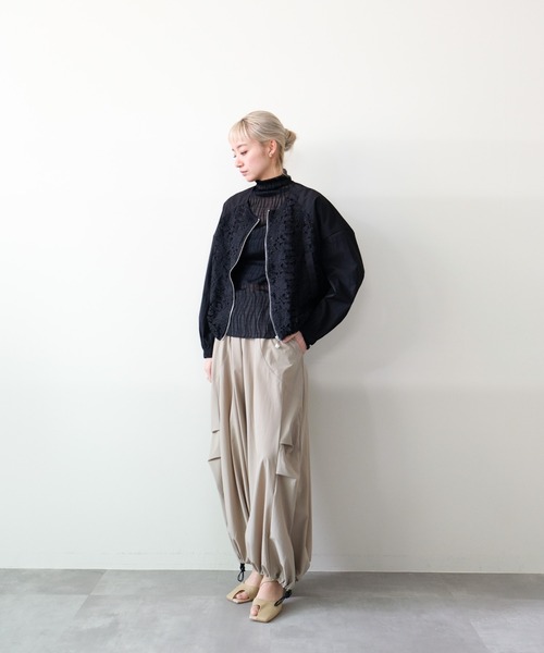 DOLLUPOOPS(ドールアップウップス)の「バルーンシルエットタフタパンツ(その他パンツ・レディース・ブラック/ライトベージュ/カーキ・FREE)」の5枚目の写真