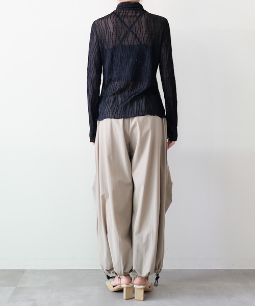 DOLLUPOOPS(ドールアップウップス)の「バルーンシルエットタフタパンツ(その他パンツ・レディース・ブラック/ライトベージュ/カーキ・FREE)」の19枚目の写真