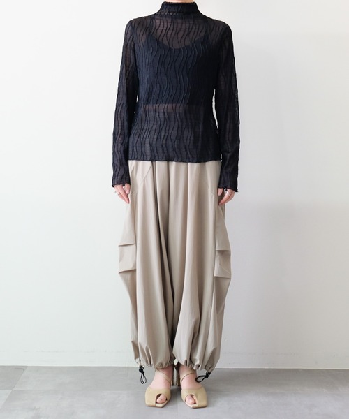 DOLLUPOOPS(ドールアップウップス)の「バルーンシルエットタフタパンツ(その他パンツ・レディース・ブラック/ライトベージュ/カーキ・FREE)」の21枚目の写真