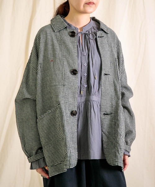 Brocante（ブロカント）の「[Brocante / ブロカント] 綿麻ギンガムチェック デフォルメカバーオール（カバーオール・レディース・ベージュ×ブラック/ブラック×グレー・2）」の2枚目の写真