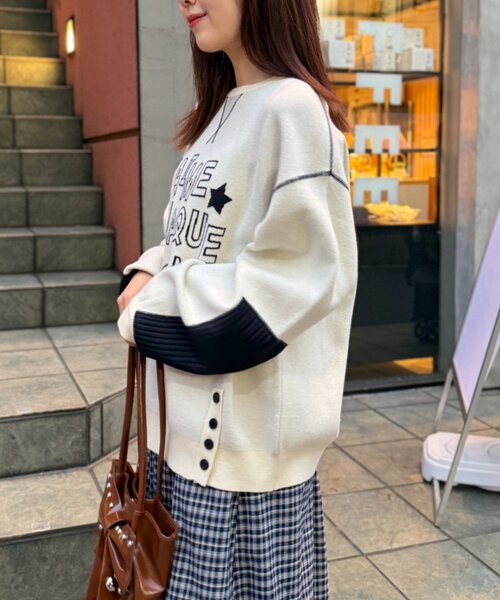 w closet（ダブルクローゼット）の「エルボーパッチニット（ニット/セーター・レディース・アイボリー/グレー/ネイビー/イエロー/ピンク・FREE）」の7枚目の写真